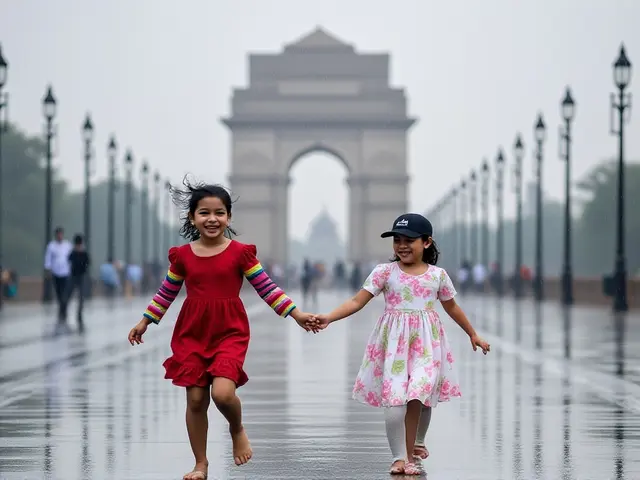 गर्मियों के बीच मूसलाधार बारिश: 2026 मानसून जून से पहले आएगा